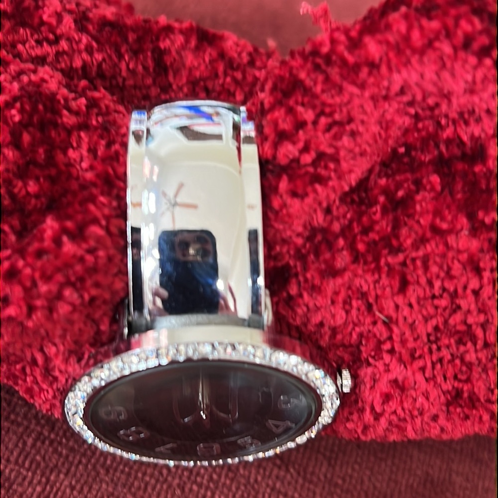 VINTAGE Silver Cuff Butterfly Watch With Rhinestones - Picture 2 of 6